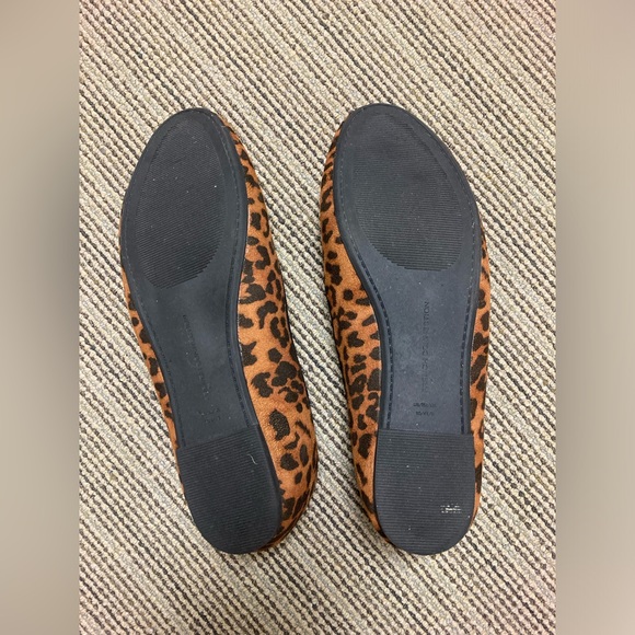 Leopard print ballet flats 🐆 - Picture 4 of 5